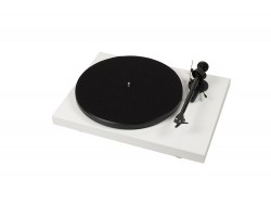 Project Debut Carbon Turntable - Gloss White